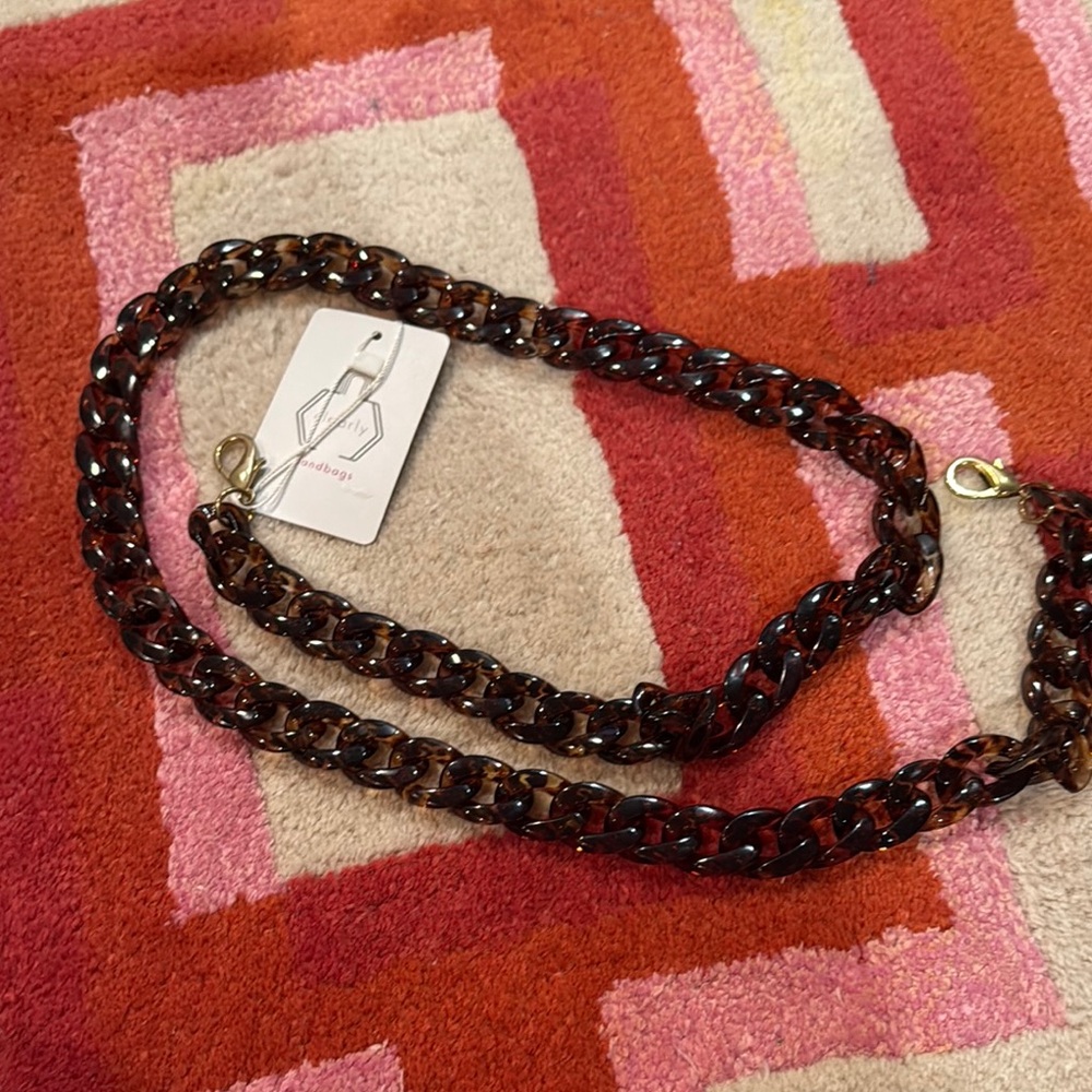 Clearly Handbags chain